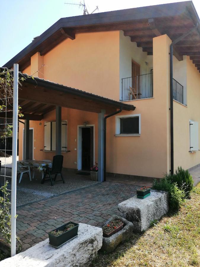 Cascina Legnago Bilocale A 6 Chilometri Da Salo' Villanuova sul clisi Exterior foto