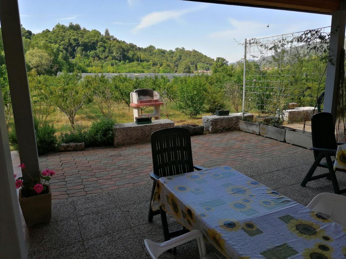 Cascina Legnago Bilocale A 6 Chilometri Da Salo' Villanuova sul clisi Exterior foto