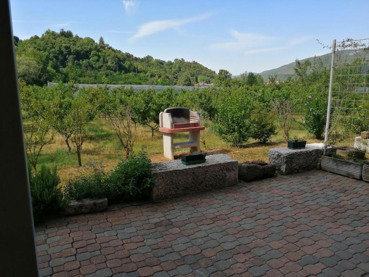 Cascina Legnago Bilocale A 6 Chilometri Da Salo' Villanuova sul clisi Exterior foto