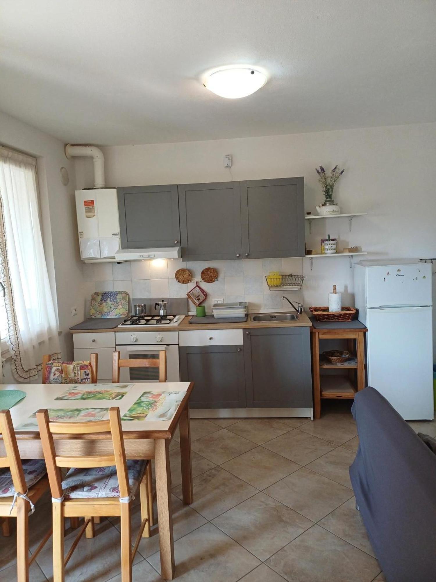 Cascina Legnago Bilocale A 6 Chilometri Da Salo' Villanuova sul clisi Exterior foto