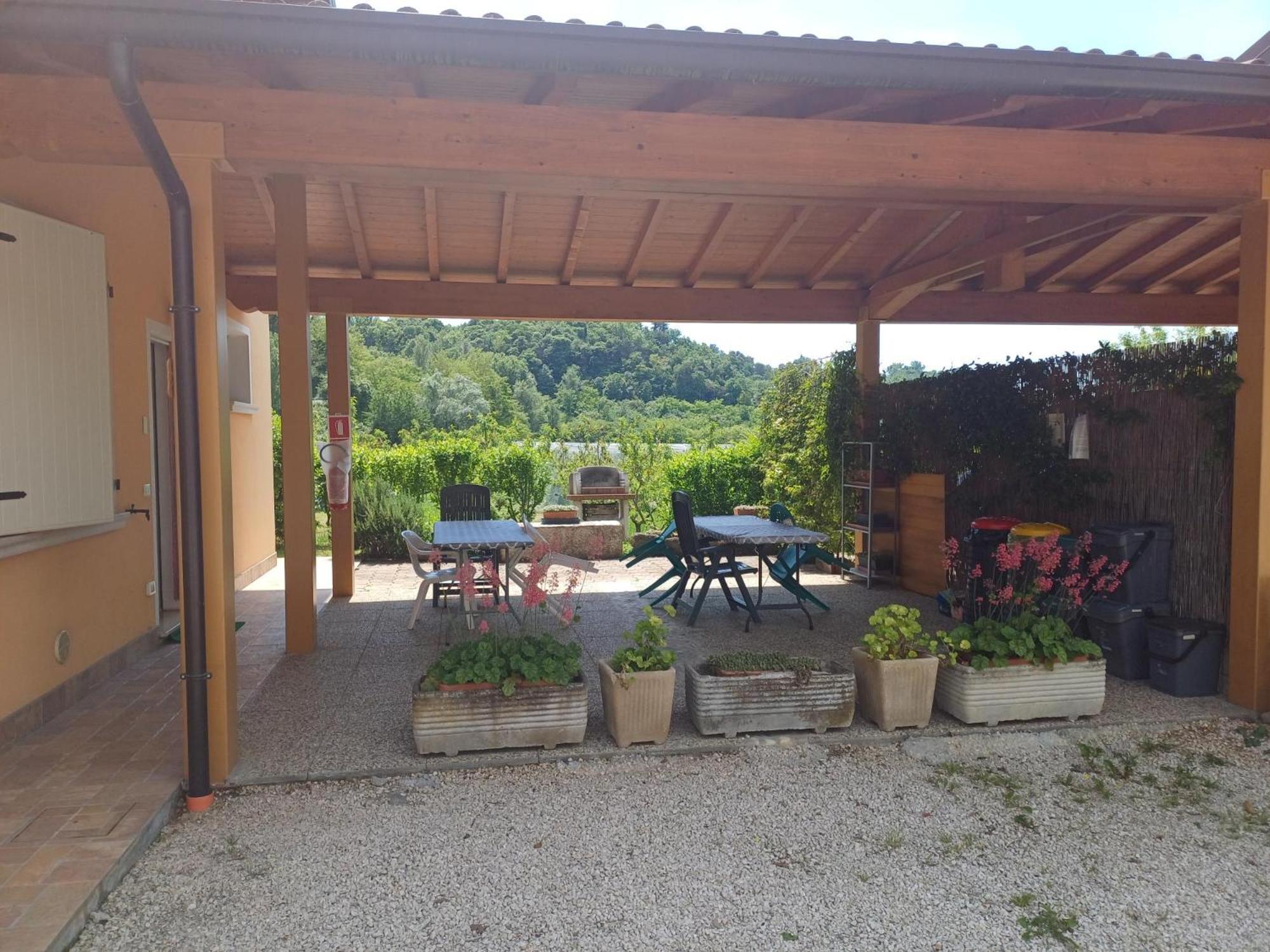 Cascina Legnago Bilocale A 6 Chilometri Da Salo' Villanuova sul clisi Exterior foto