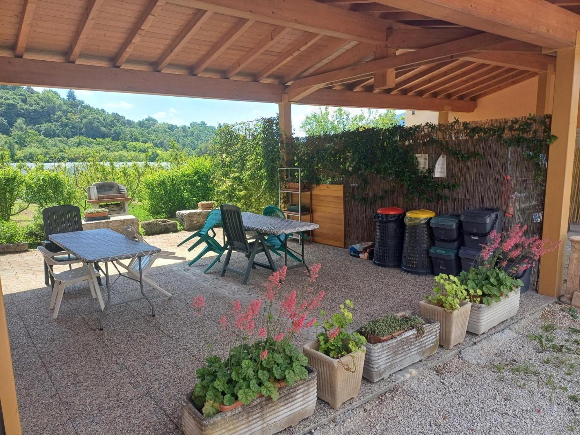 Cascina Legnago Bilocale A 6 Chilometri Da Salo' Villanuova sul clisi Exterior foto