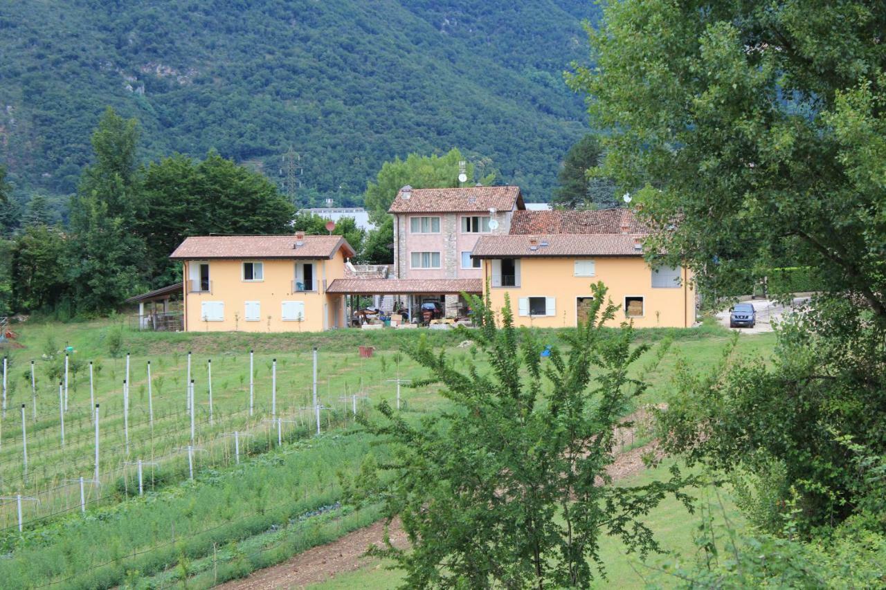 Cascina Legnago Bilocale A 6 Chilometri Da Salo' Villanuova sul clisi Exterior foto